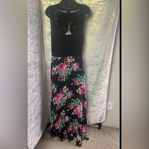 Romeo & Juliet Couture Women’s Floral Print Maxi Dress Size S - Picture 12 of 15